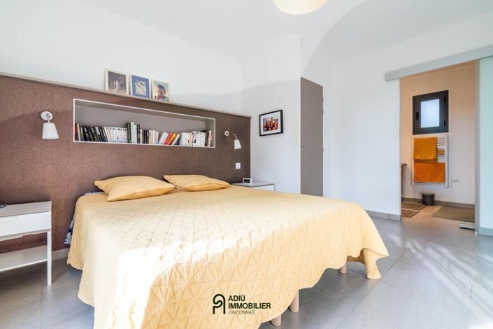 Image No.13-3 Bed House for sale