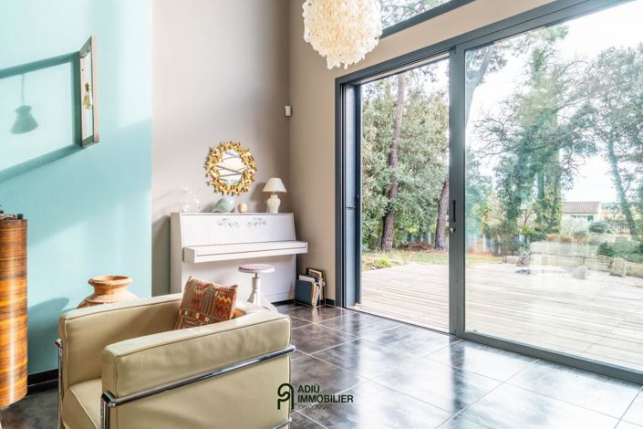 Image No.9-3 Bed House for sale