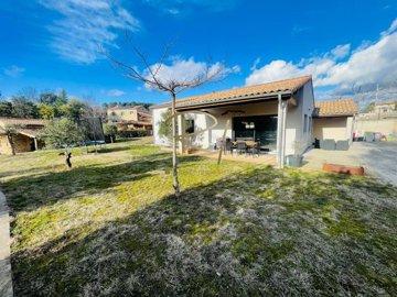 1 - Montréal, Maison