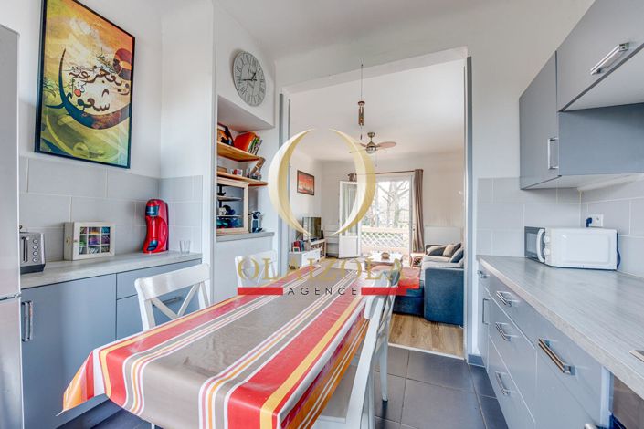 Image No.13-5 Bed House for sale