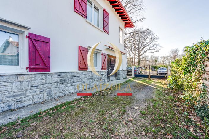 Image No.3-5 Bed House for sale