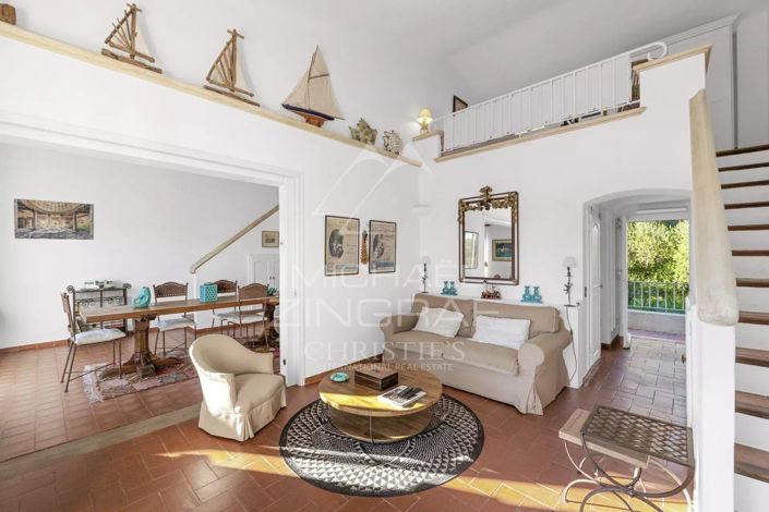 Image No.2-2 Bed House for sale