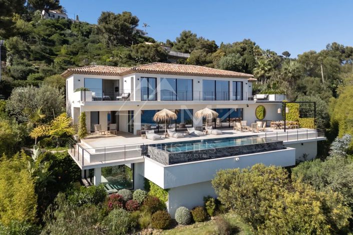 Image No.4-5 Bed House for sale
