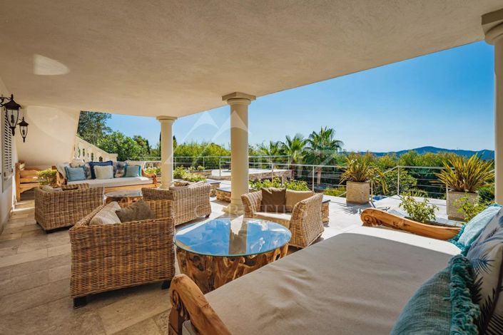 Image No.4-6 Bed House for sale