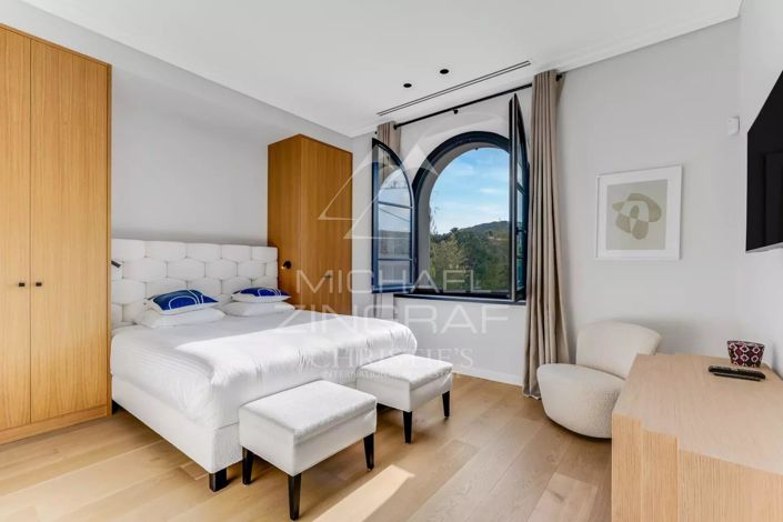 Image No.5-5 Bed House for sale