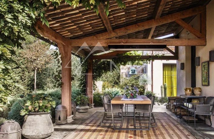 Image No.9-4 Bed House for sale