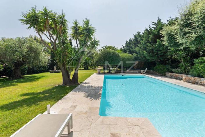 Image No.3-5 Bed House for sale