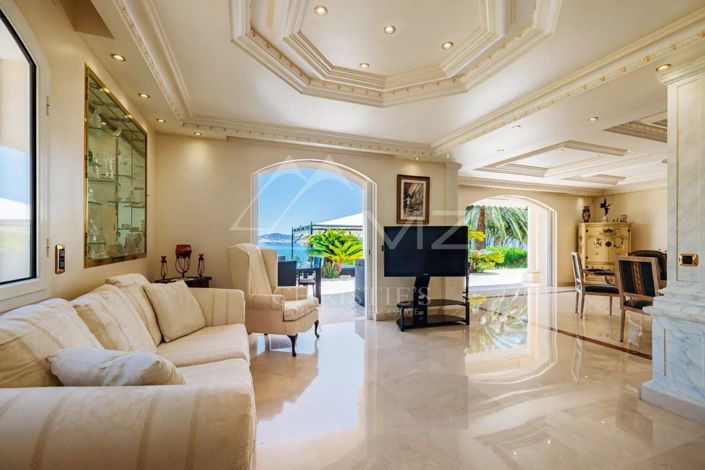 Image No.7-5 Bed House for sale