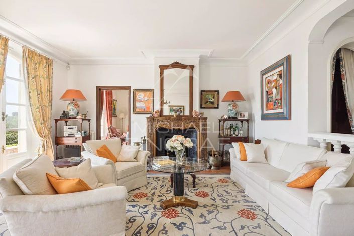 Image No.6-4 Bed House for sale