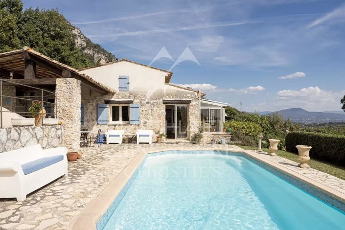 Image No.2-5 Bed House for sale