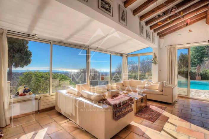 Image No.9-5 Bed House for sale