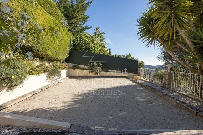 Image No.10-3 Bed House for sale