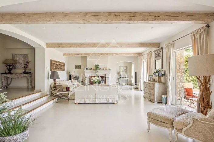 Image No.6-7 Bed House for sale