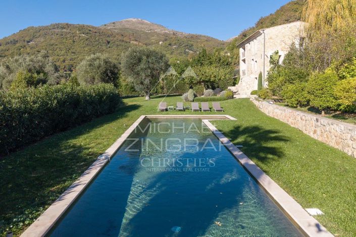 Image No.2-4 Bed House for sale