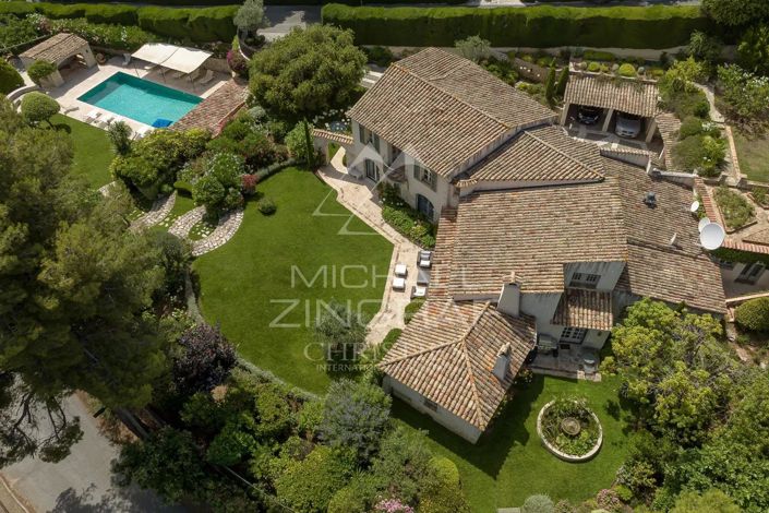 Image No.2-6 Bed House for sale