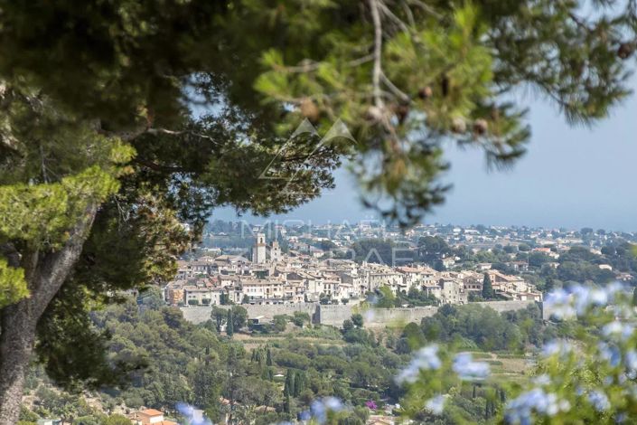 Image No.5-6 Bed House for sale