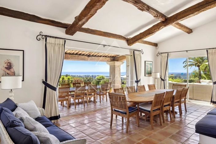 Image No.7-7 Bed House for sale