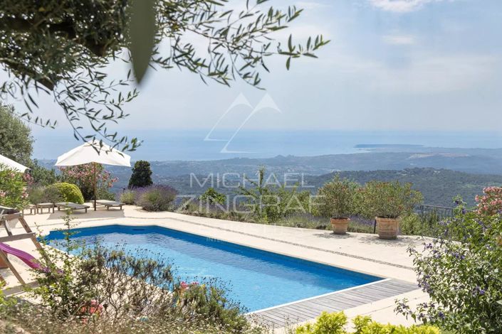 Image No.3-6 Bed House for sale