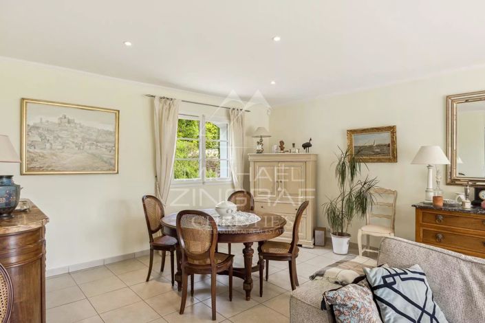 Image No.9-4 Bed House for sale