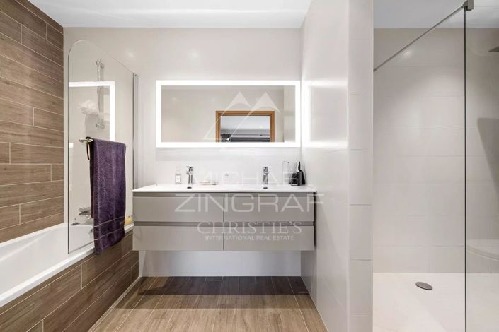 Image No.10-4 Bed House for sale