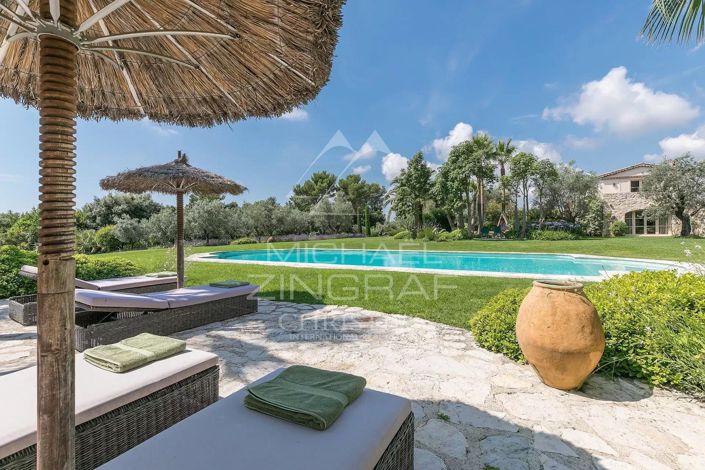 Image No.3-8 Bed House for sale