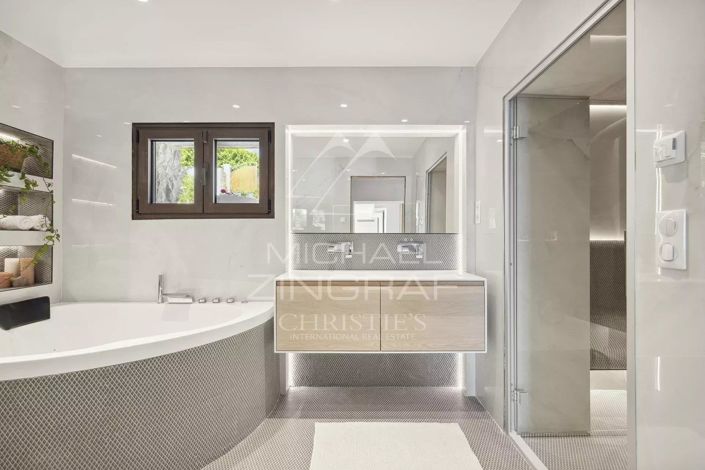 Image No.13-4 Bed House for sale