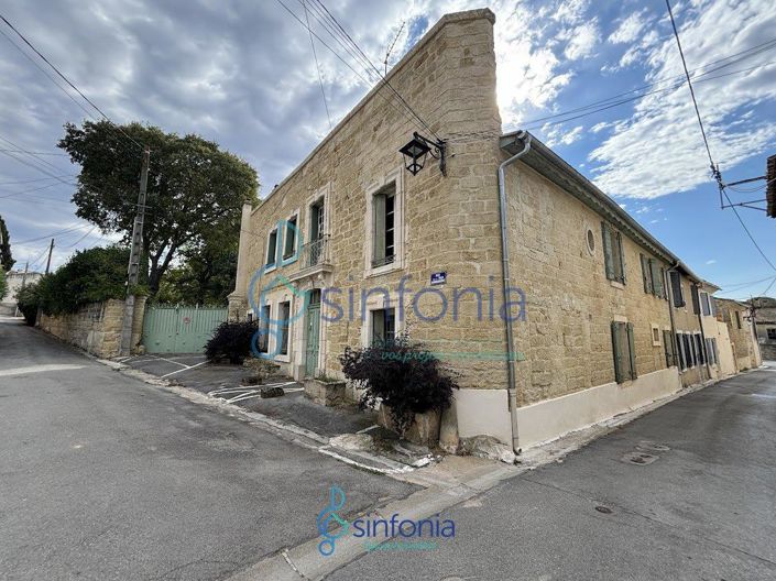 Image No.8-6 Bed House for sale