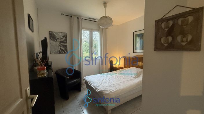 Image No.13-3 Bed House for sale