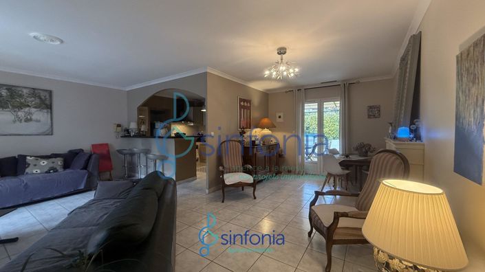 Image No.16-3 Bed House for sale