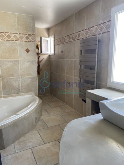 Image No.19-Maison de 4 chambres à vendre à Saint-Geniès-de-Malgoirès