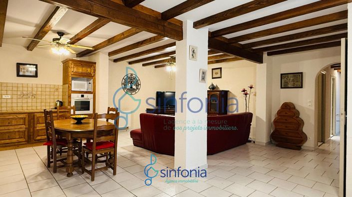 Image No.10-6 Bed House for sale