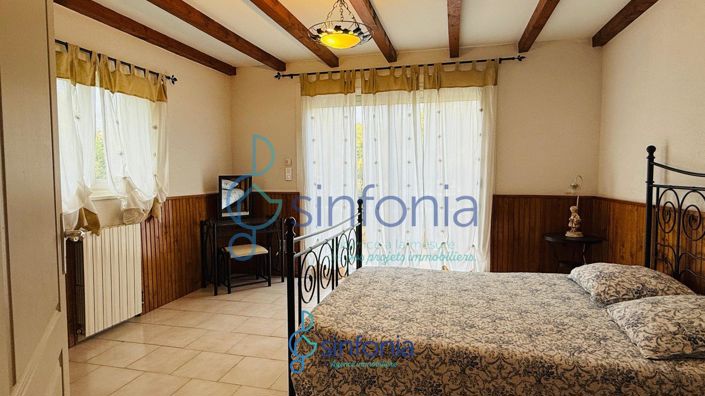 Image No.15-6 Bed House for sale