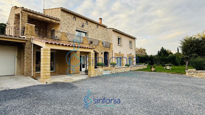 Image No.21-6 Bed House for sale