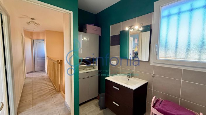 Image No.15-4 Bed House for sale