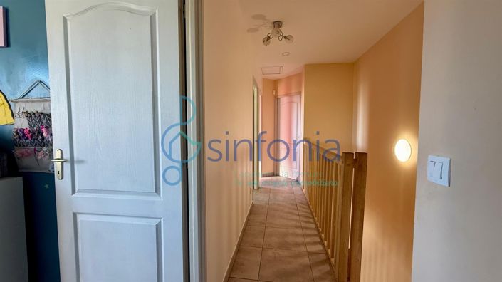 Image No.5-4 Bed House for sale