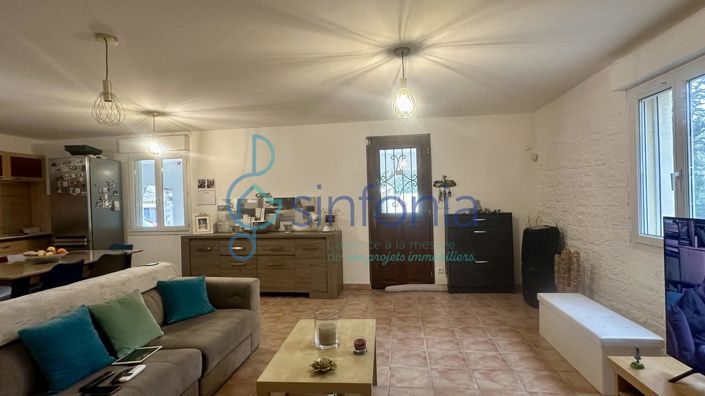 Image No.13-5 Bed House for sale