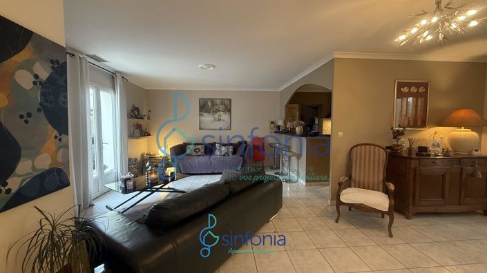 Image No.17-3 Bed House for sale