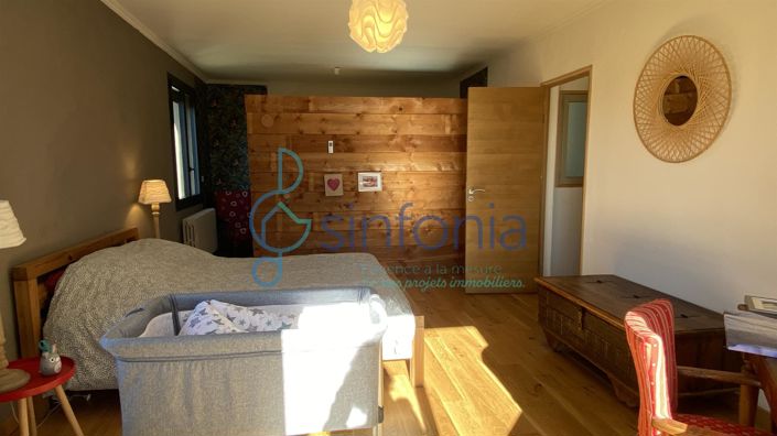 Image No.12-4 Bed House for sale