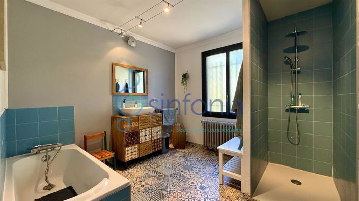 Image No.12-4 Bed House for sale