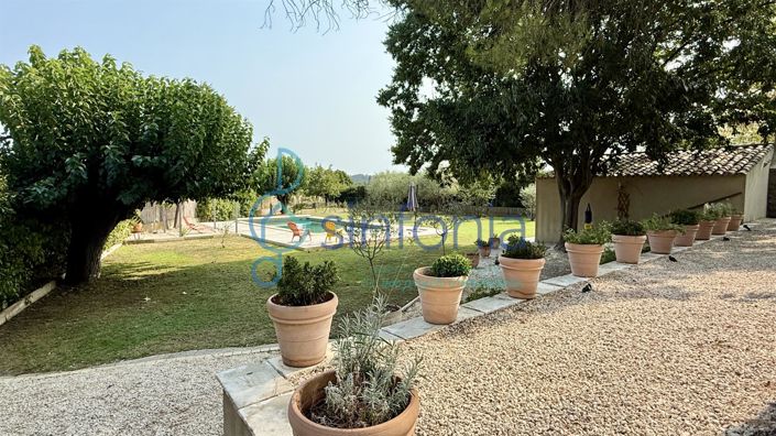 Image No.14-4 Bed House for sale