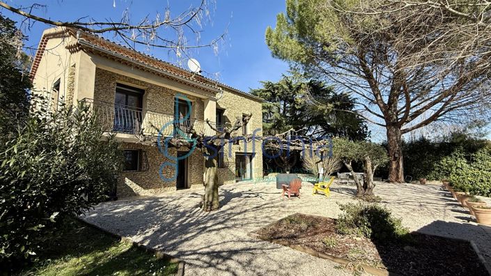 Image No.3-4 Bed House for sale