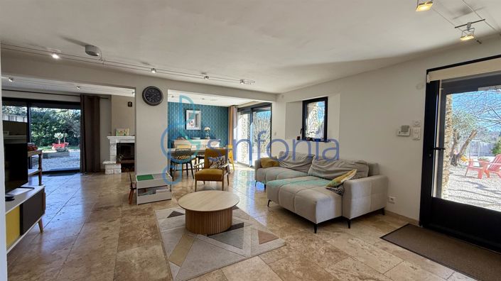 Image No.7-4 Bed House for sale
