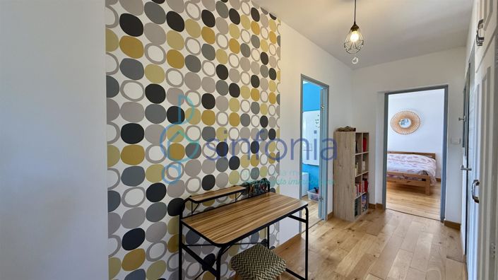 Image No.8-4 Bed House for sale