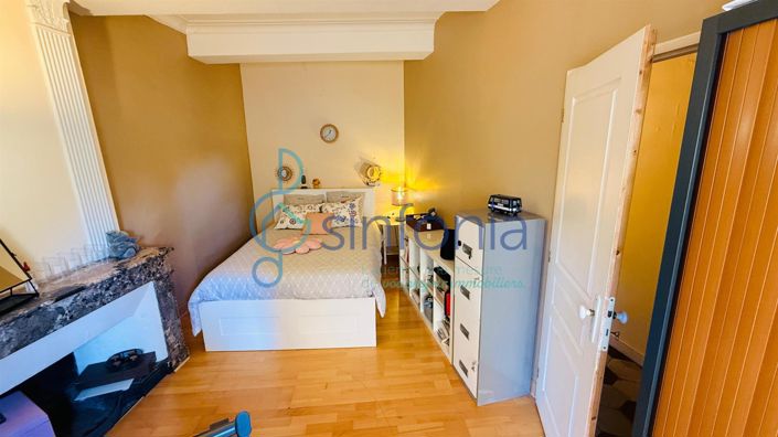 Image No.6-4 Bed House for sale