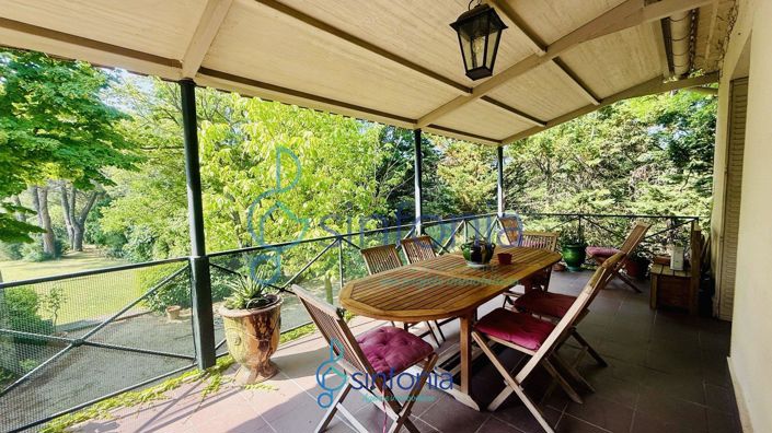 Image No.5-6 Bed House for sale