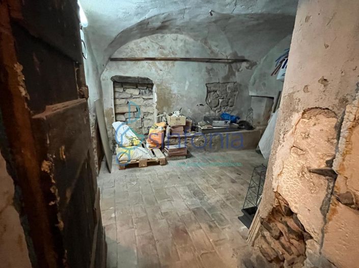 Image No.16-2 Bed House for sale