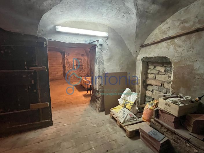 Image No.18-2 Bed House for sale