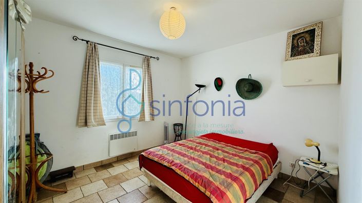 Image No.15-3 Bed House for sale