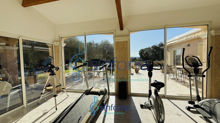 Image No.14-5 Bed House for sale