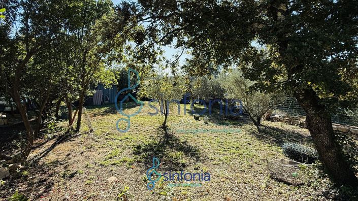 Image No.17-5 Bed House for sale